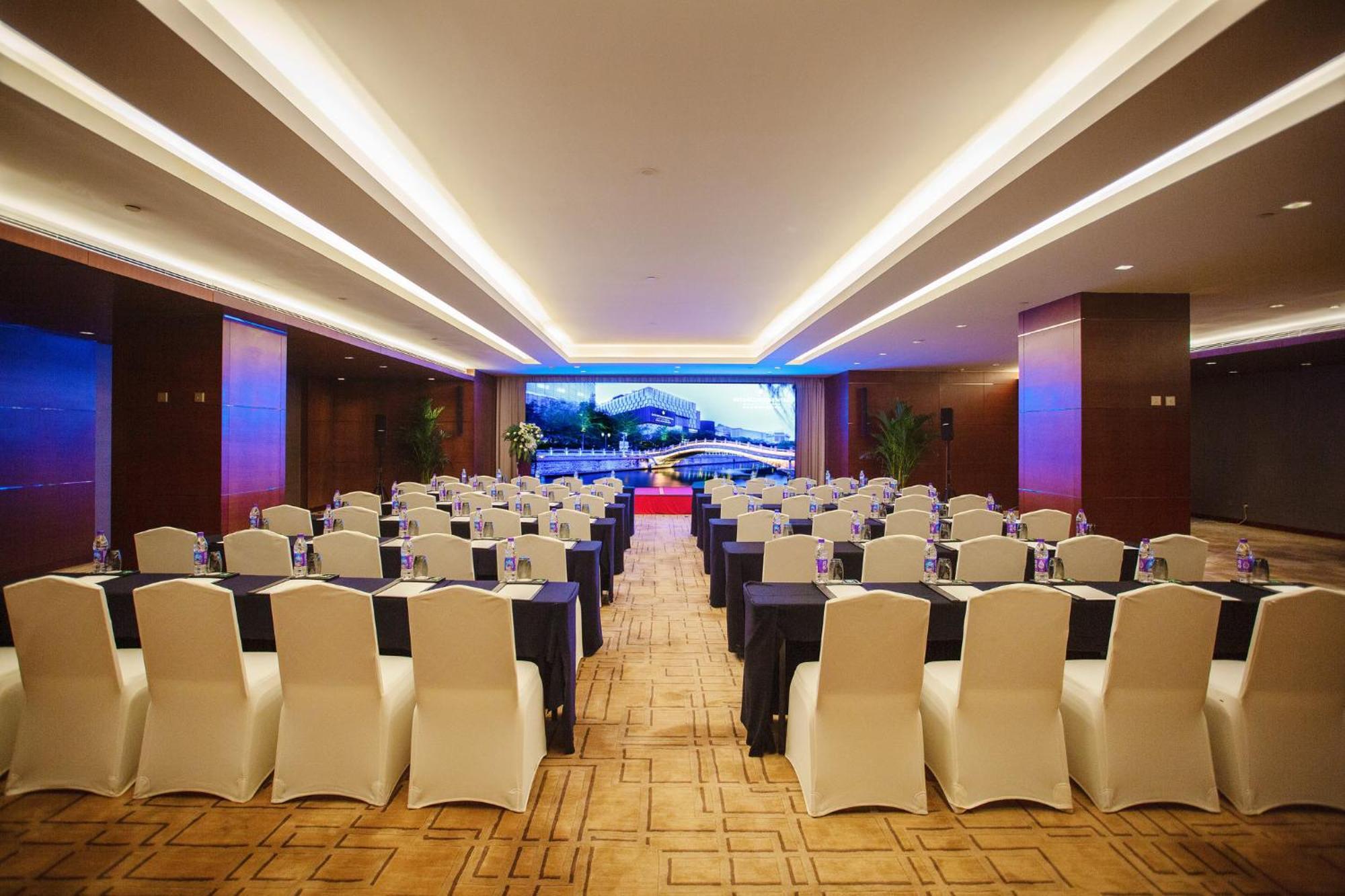 Intercontinental Jinan City Center By Ihg Eksteriør billede