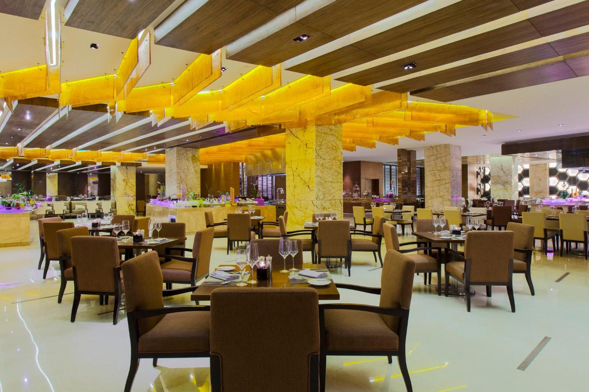 Intercontinental Jinan City Center By Ihg Eksteriør billede