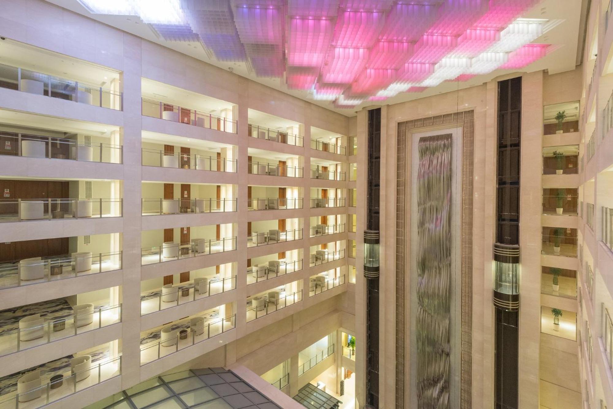 Intercontinental Jinan City Center By Ihg Eksteriør billede